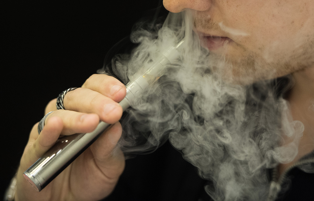 E-cigarett E-cigarett